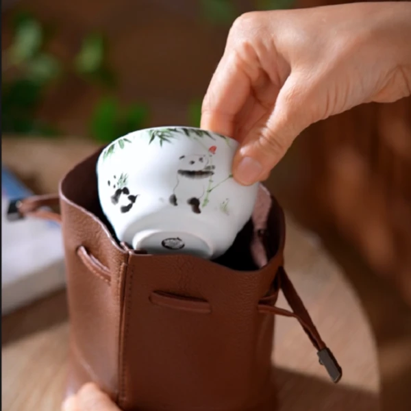【成艺】熊猫主人杯户外旅行随身便携陶瓷茶杯釉面光滑敞口品茗杯