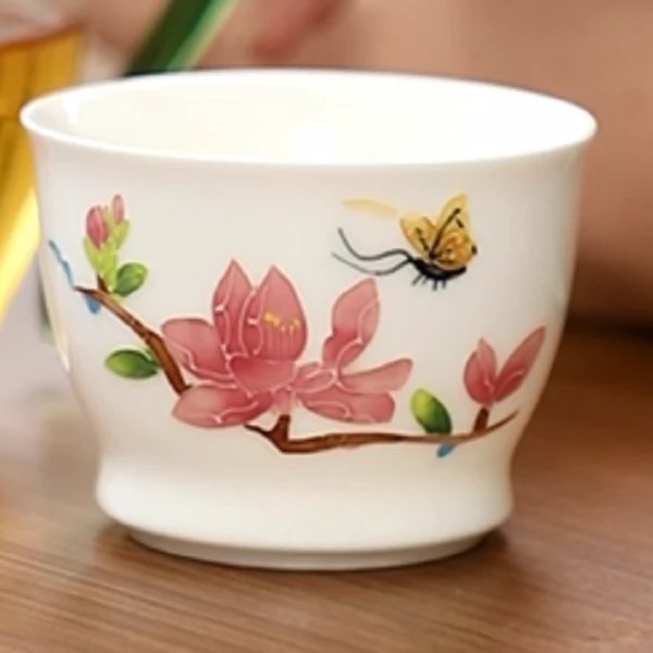 【成艺】手彩花蝶主人杯 手绘品茗杯陶瓷家用泡茶杯功夫茶具套装