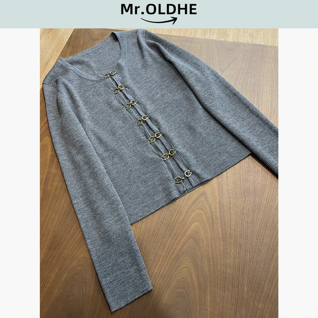 灰色显瘦亲肤柔软舒适长袖秋季针织开衫