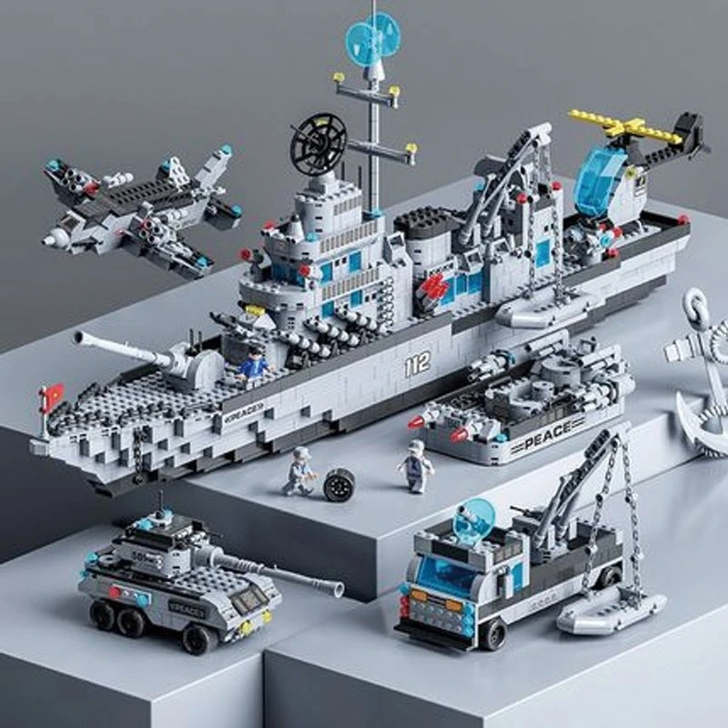 巨大型积木军舰积木拼装8-16岁男孩乐益智高儿童玩具生日礼物