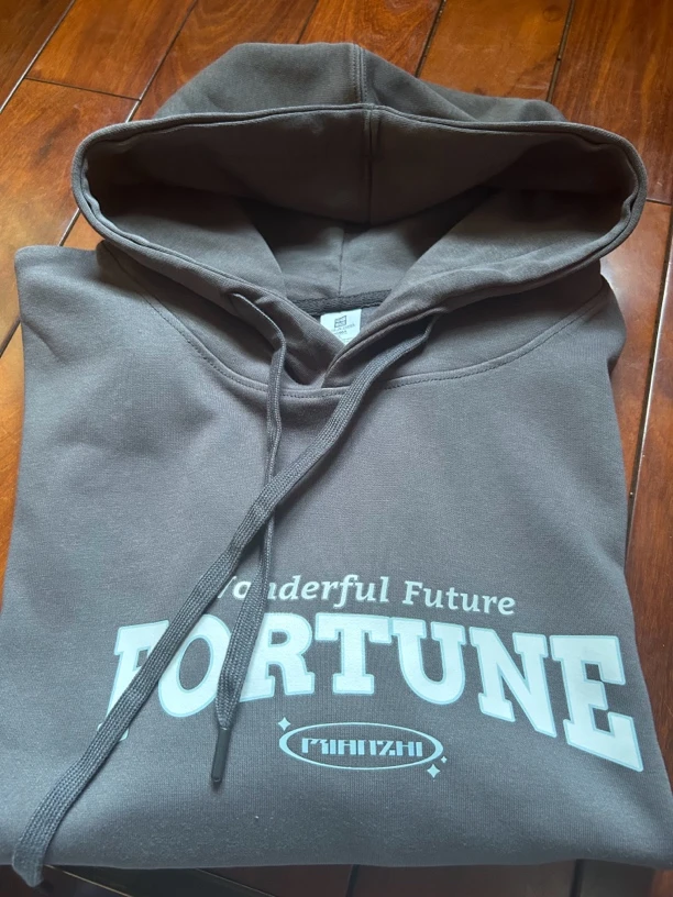 情侣款休闲卫衣舒适百搭