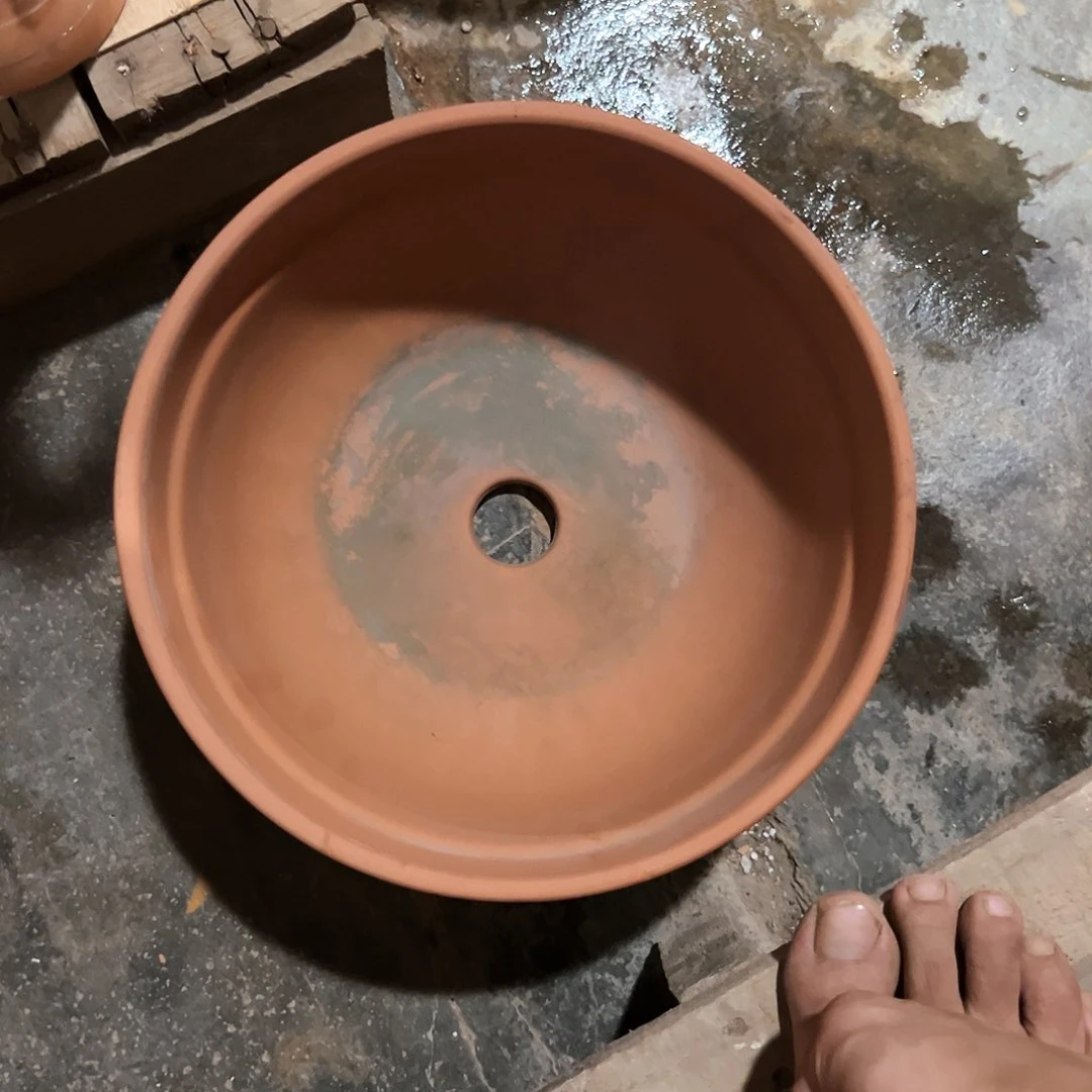 【闪购商品】红陶20CM以下瑕疵泡水猫盆24口12高1个