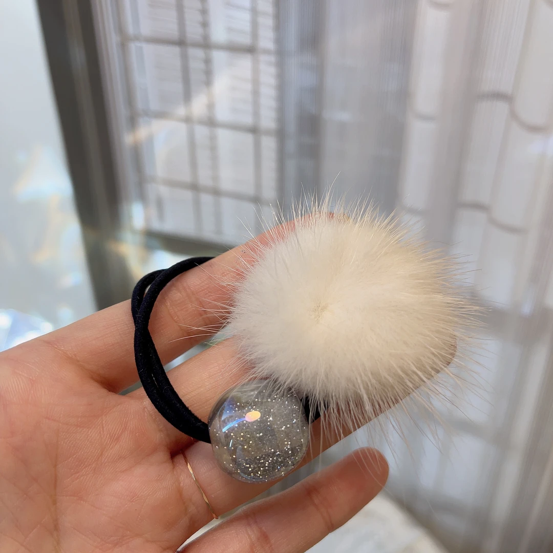 W180气质秋冬精致质感毛毛极光发绳