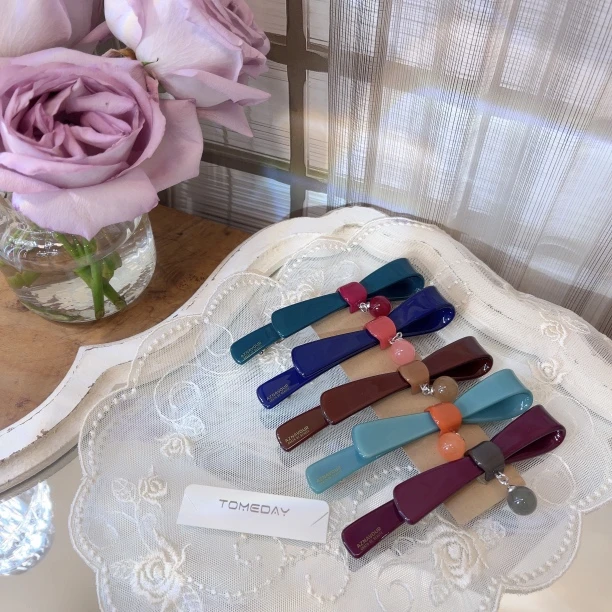 Q032精致质感AZ树脂坠珠弹簧夹