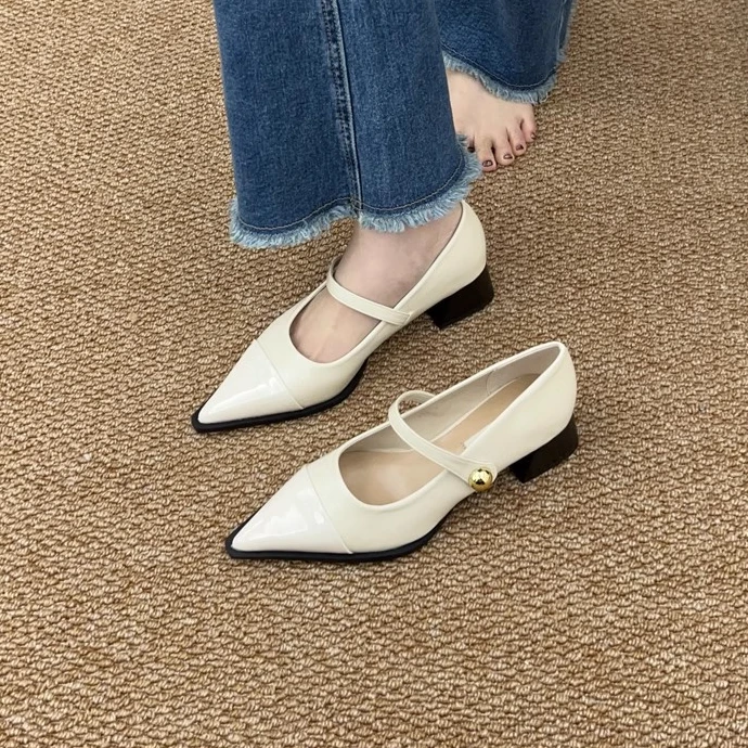 【梦动】尖头小皮鞋女粗跟2024时尚百搭细气质玛丽珍法式细跟春夏小