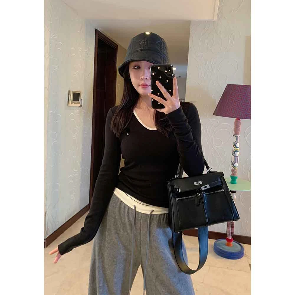 秋冬显瘦百搭通勤V领弹力打底衫 231175