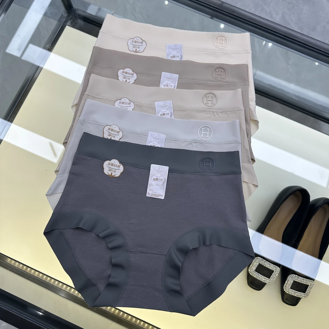 BL6077（80-160）新款女士舒适透气简约内裤高弹三角裤短裤