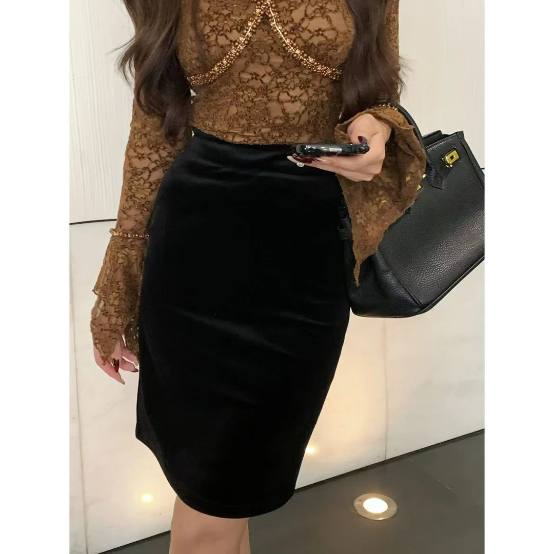 SZA【南港的冬】冬季新款丝绒气质修身显瘦高腰包臀半身裙A-1334