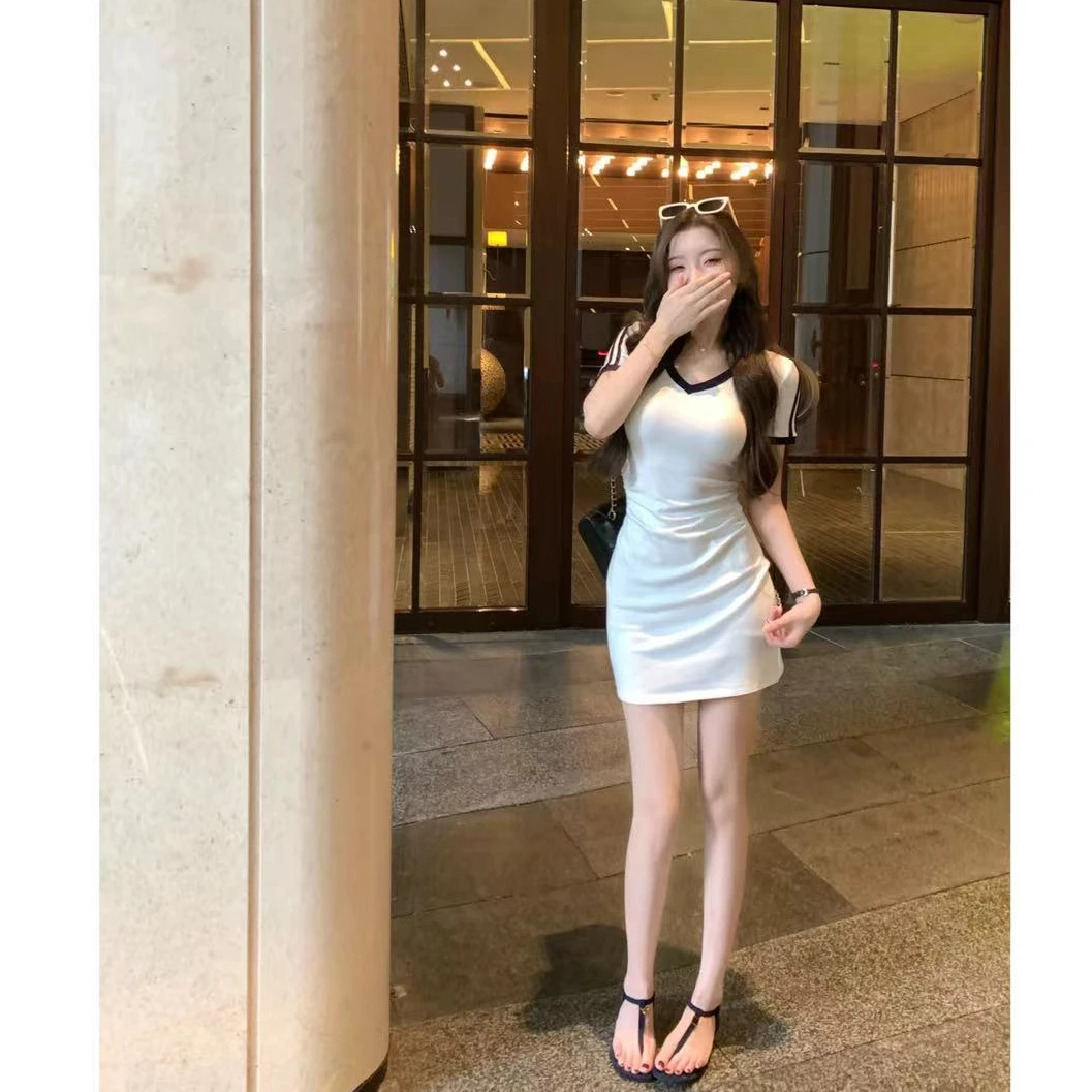 SZA【夏夜话语】夏季新款气质甜美撞色V领修身显瘦针织连衣裙A-952
