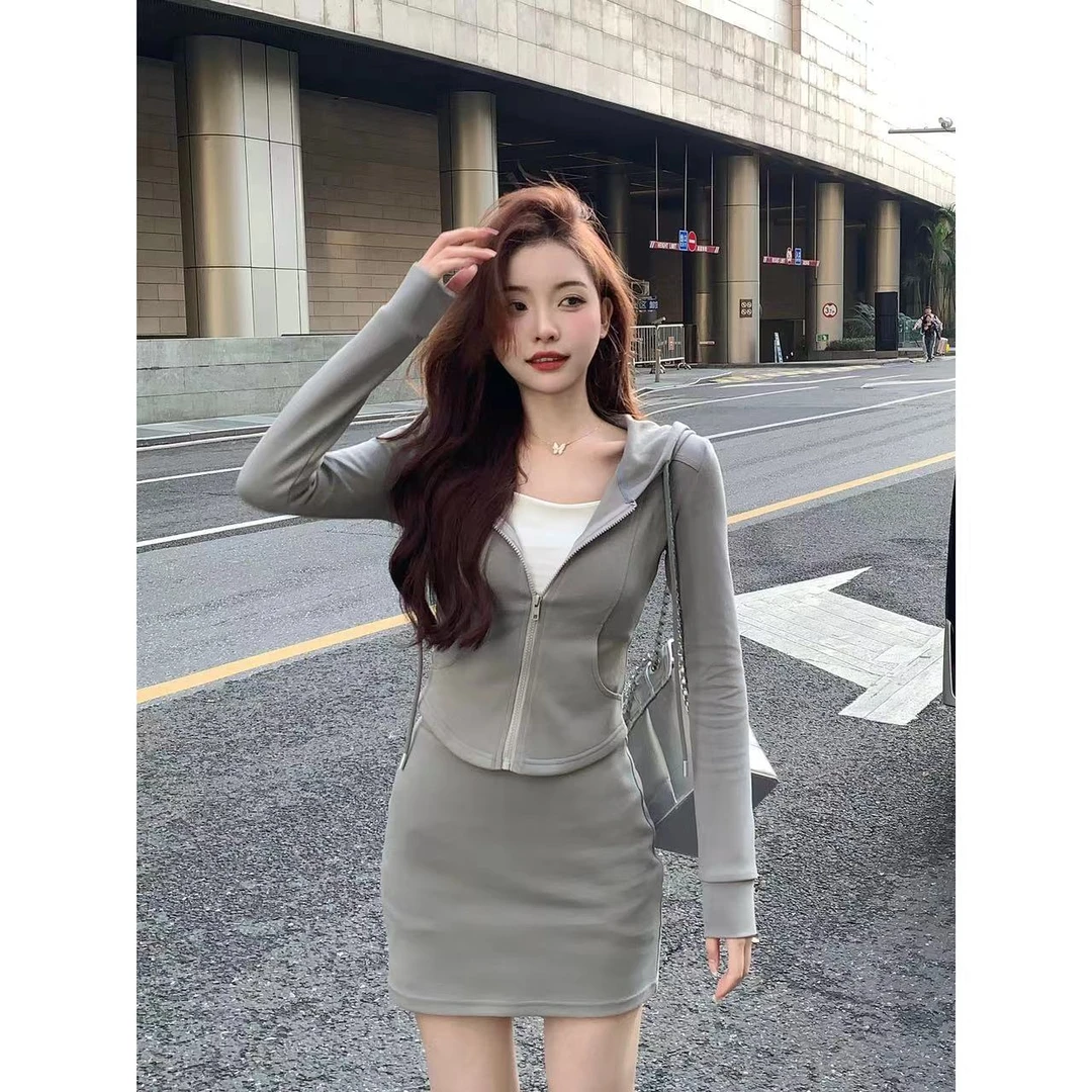 SZA【春日恋歌】春季新款女神范高级感外套休闲运动短裙套装A-705