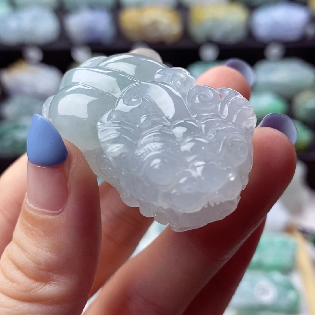 翡翠颈饰未镶嵌天然