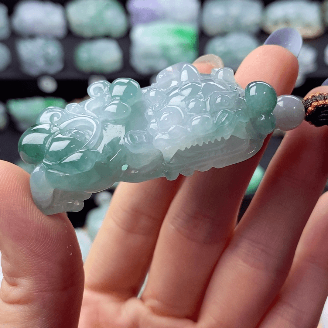 翡翠颈饰未镶嵌天然