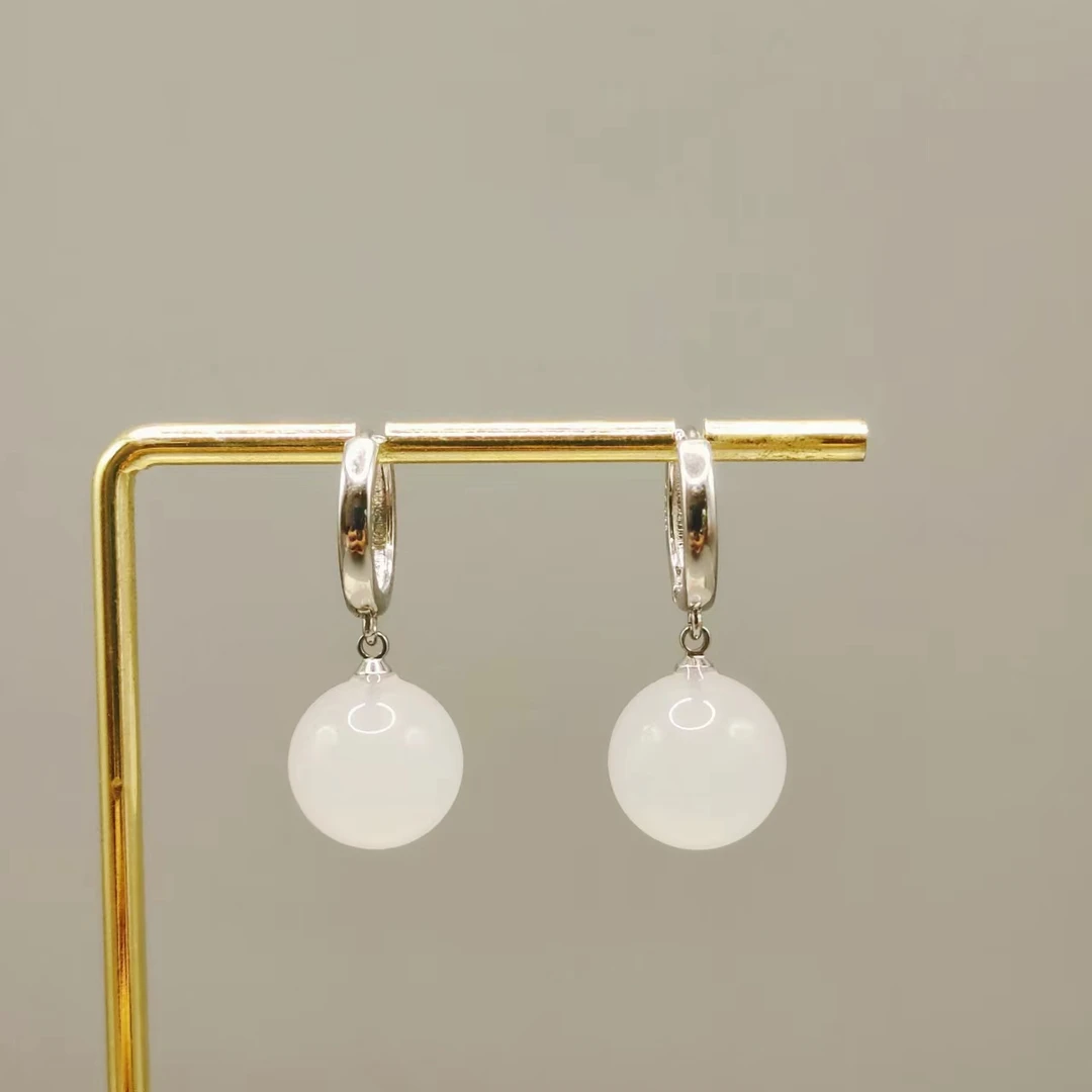 925银耳饰 白色12mm圆珠素款简约气质时尚百搭女款镶嵌精美耳扣