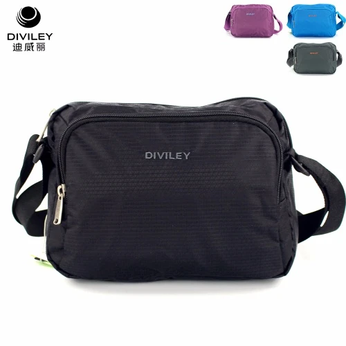 威豹-迪威丽休闲斜挎包横款单肩包简单大方男女轻便防水旅行小包
