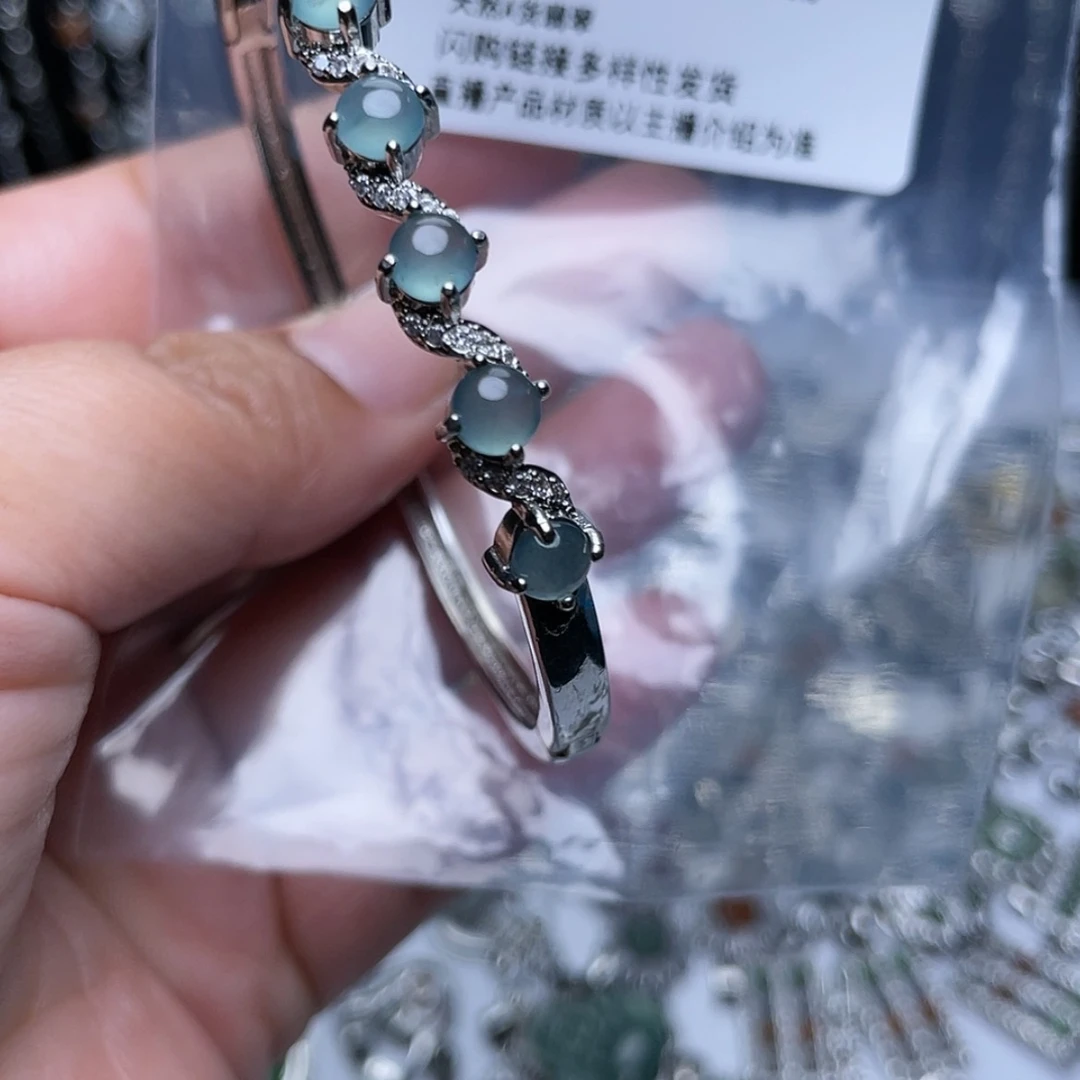 【闪购商品】翡翠耳饰未镶嵌1346