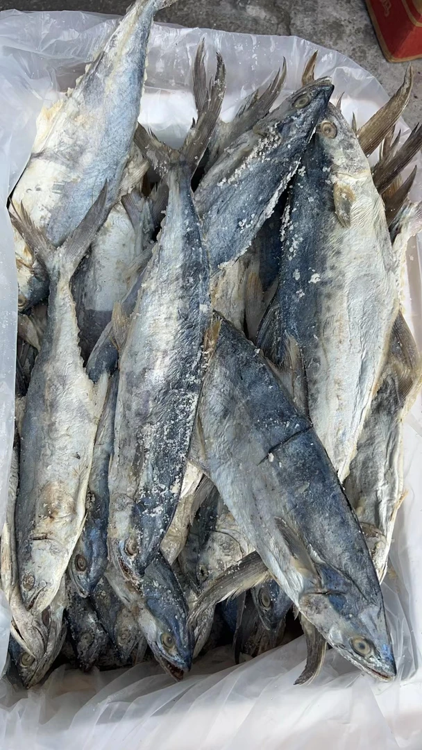 霉香马胶鱼霉香五花肉0.4-0.6/条 0.6-0.8/条