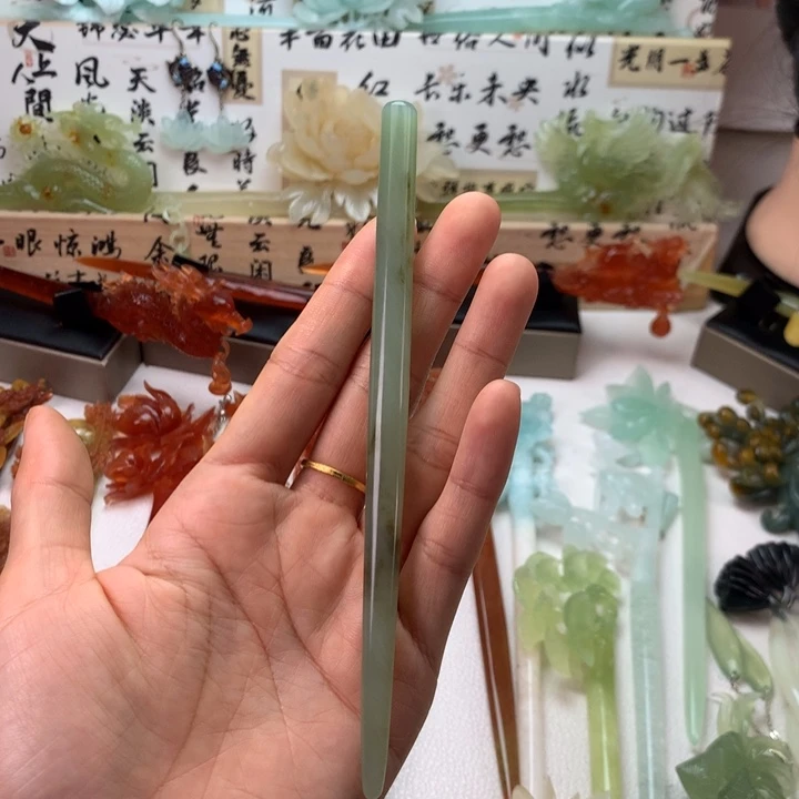 蛇纹石玉发饰未镶嵌O*_