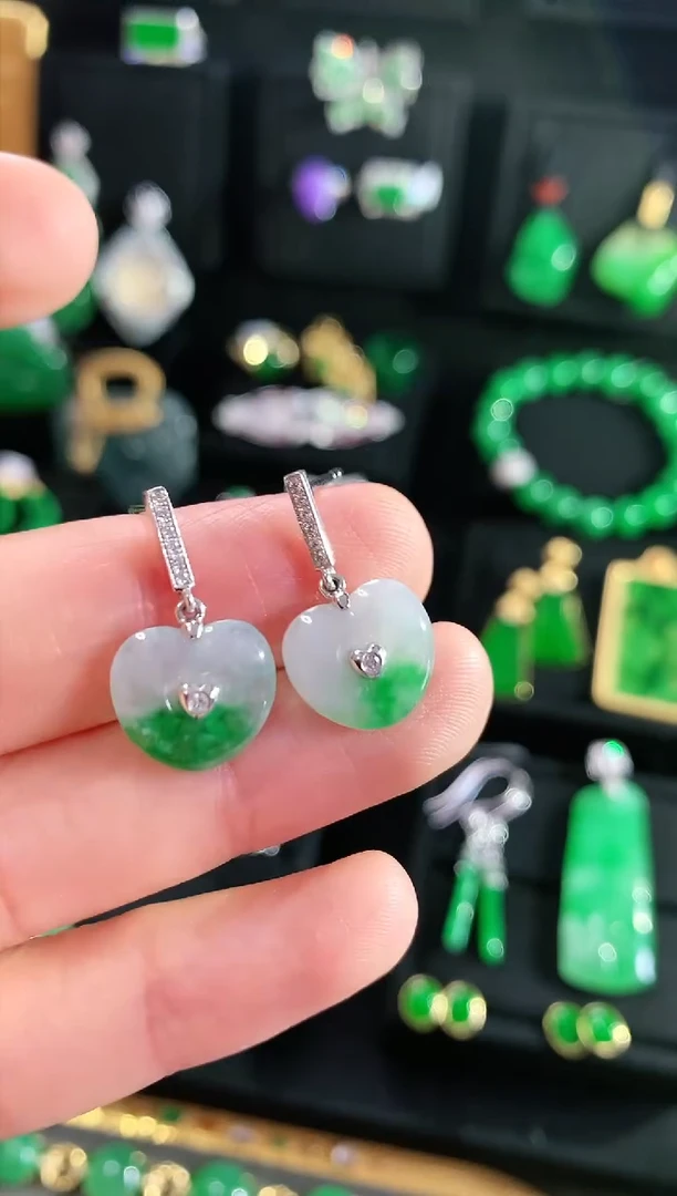 【闪购商品】翡翠耳饰18K金镶嵌耳饰