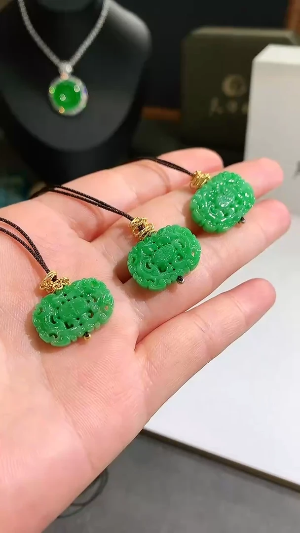 【闪购商品】翡翠颈饰未镶嵌吊坠 多样性发货（发一个）8