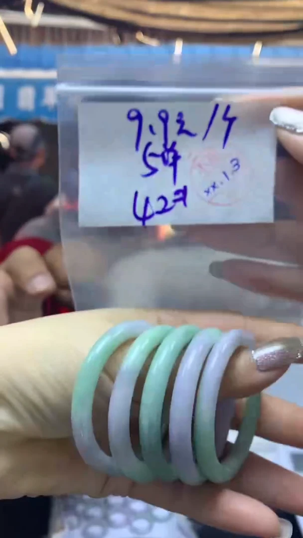 【闪购商品】定制翡翠未镶嵌多样性童镯#9.9元不支持退换