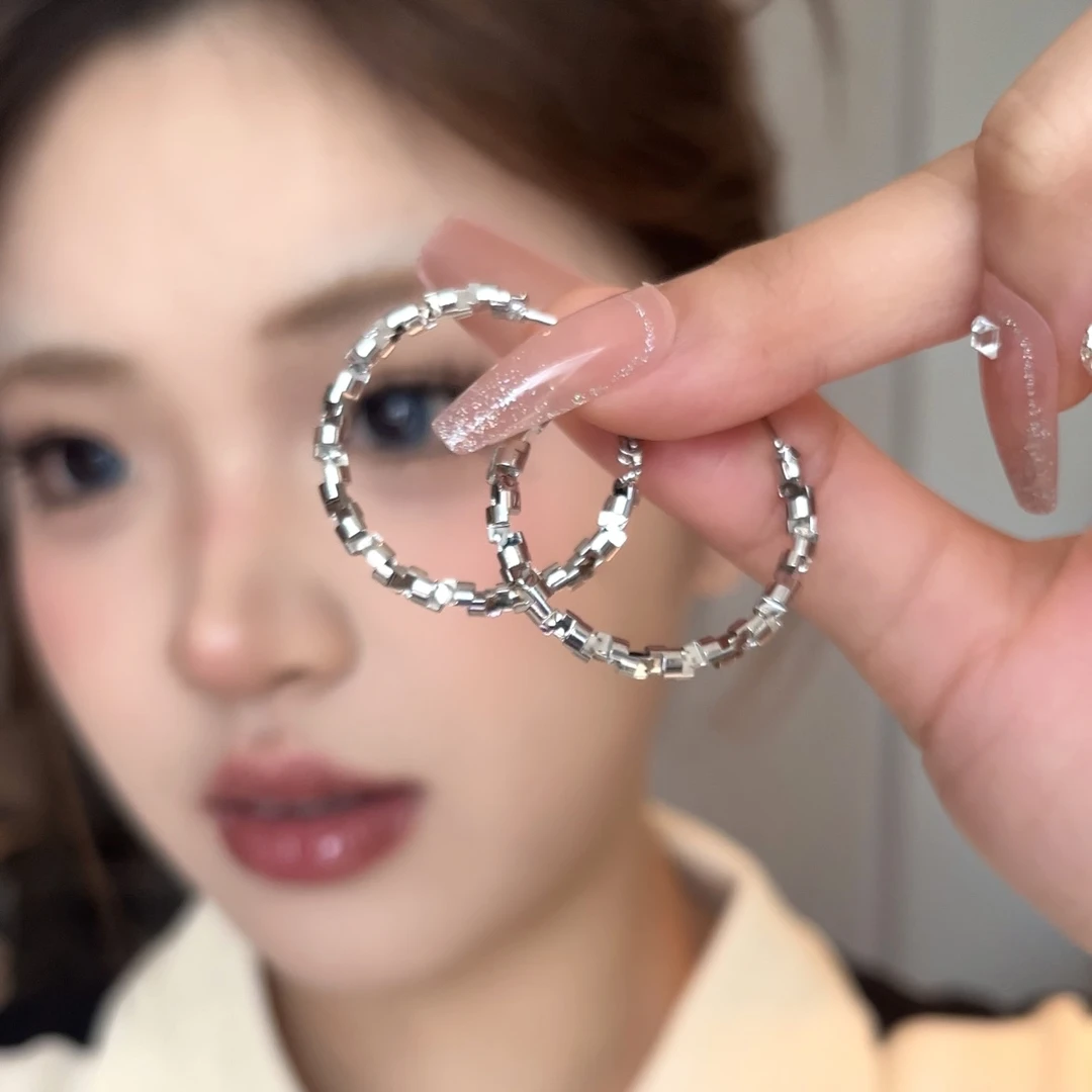 铜合金耳饰 碎银子圆圈耳圈女夏高级感耳环小众设计气质耳扣耳饰