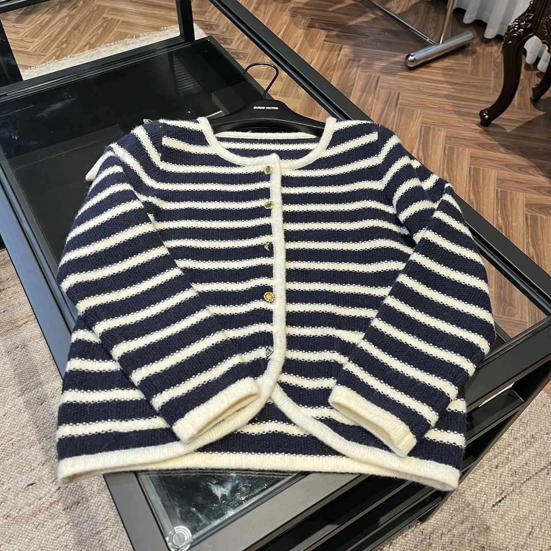 《BL》2024新款法式复古条纹针织开衫女圆领宽松慵懒风毛衣-3729