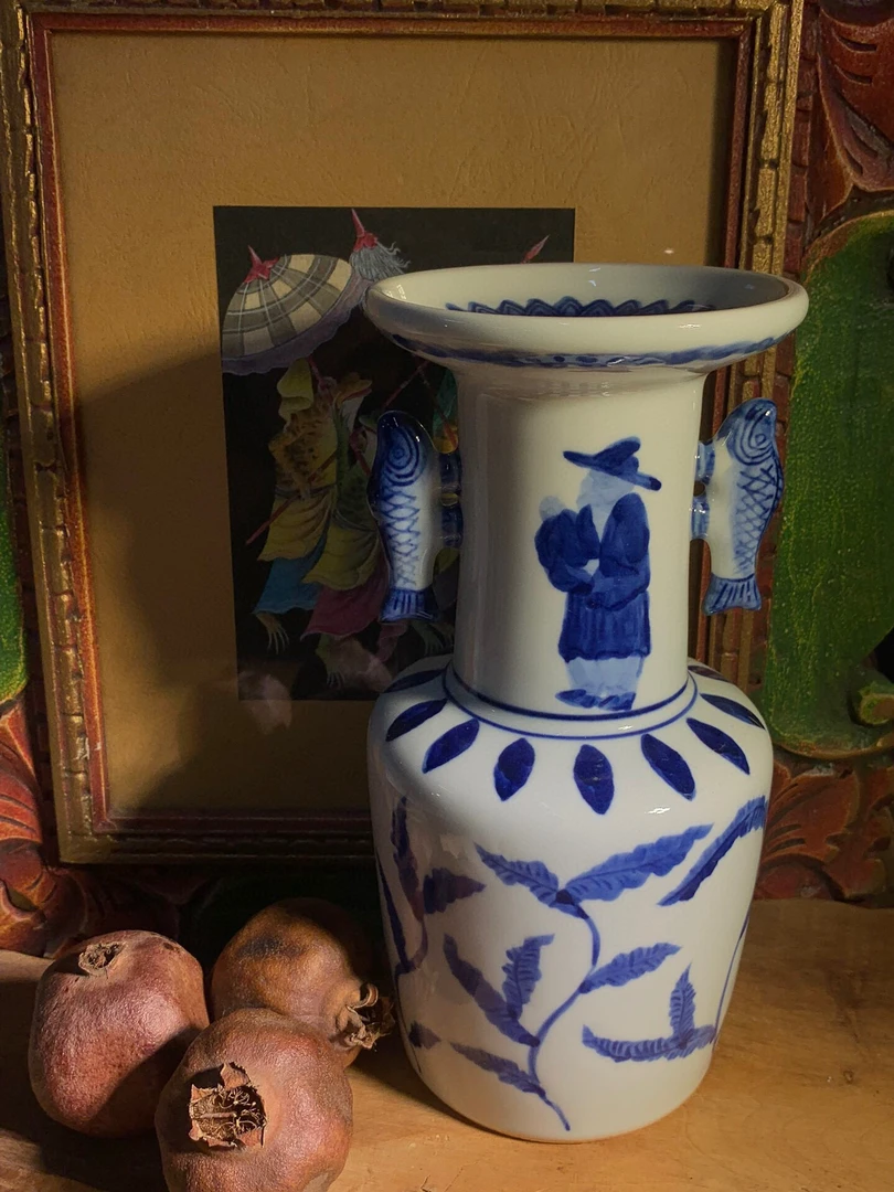 有轻微使用痕迹dla616 一宽作双鱼耳青花染付花瓶