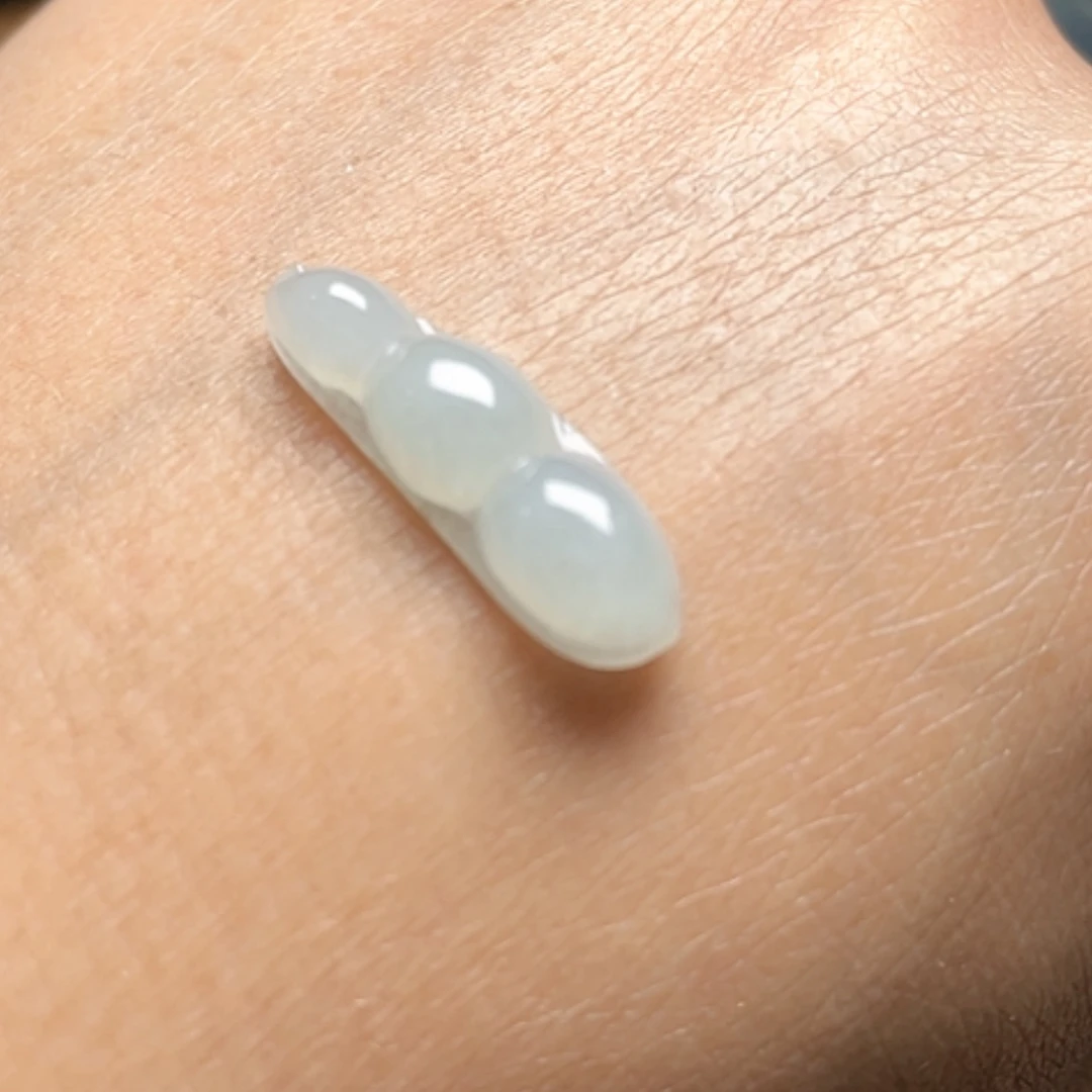 【闪购商品】翡翠吊坠(不含链)未镶嵌