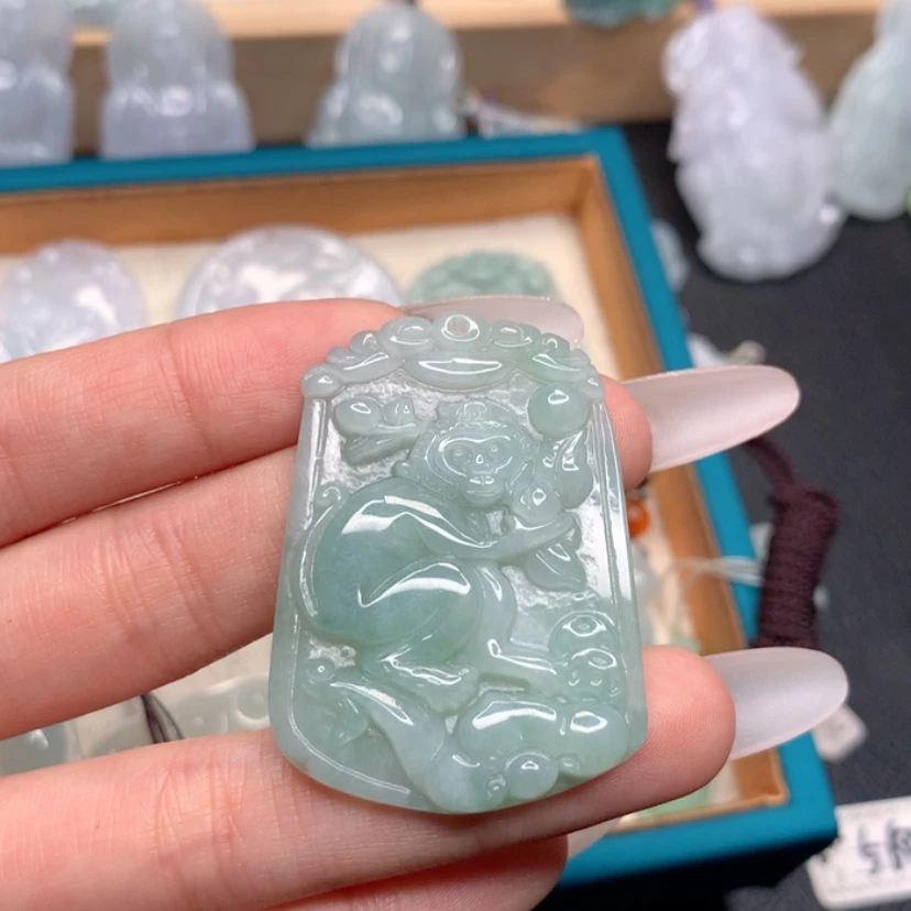 【闪购商品】翡翠颈饰未镶嵌生肖猴牌吊坠