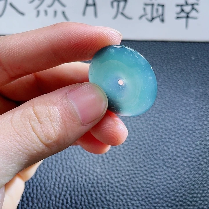 翡翠颈饰未镶嵌999999999