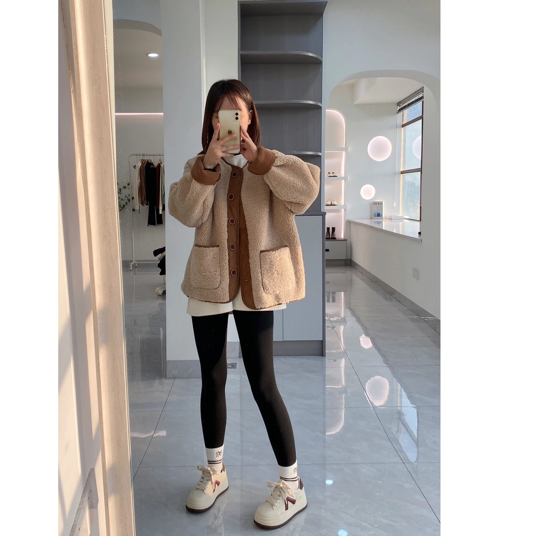 璇璇家拼接杏色设计感外套