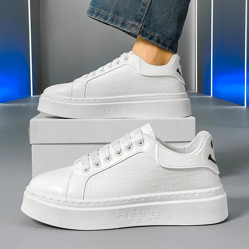 秋冬新款户外男女同款小白鞋