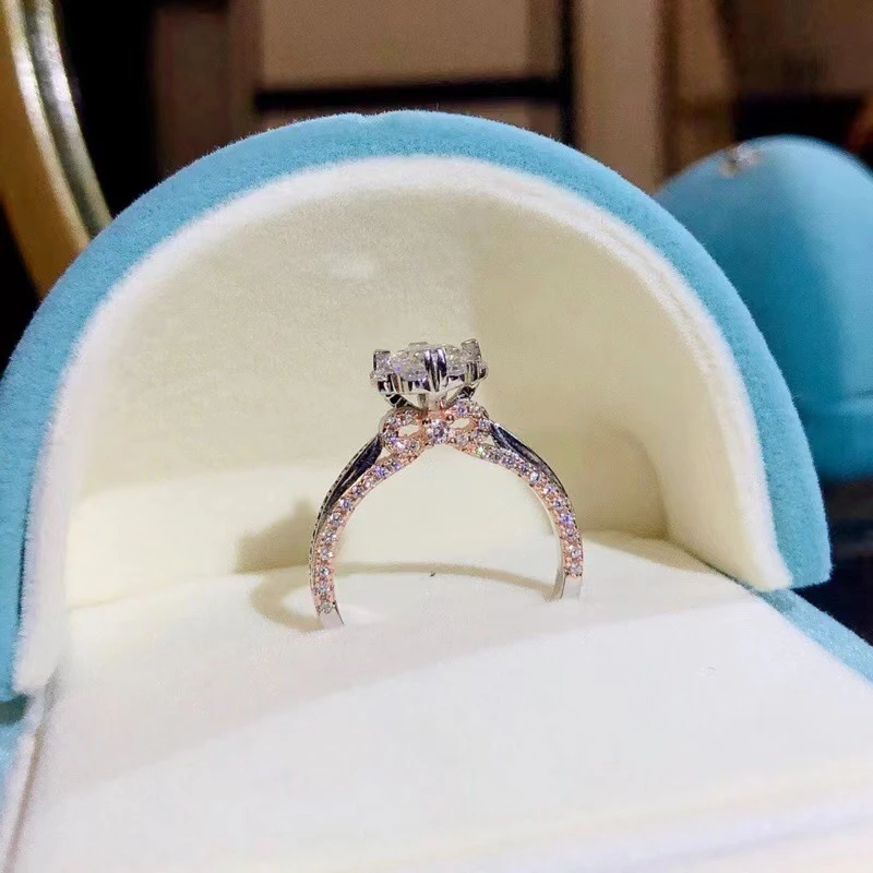 925银莫桑石银制品 （沦陷）时尚奢华精致轻奢镶嵌女士订婚结婚