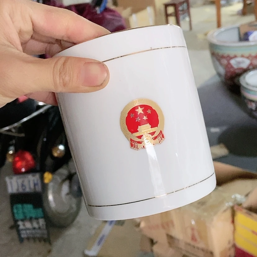 【闪购商品】陶瓷笔筒