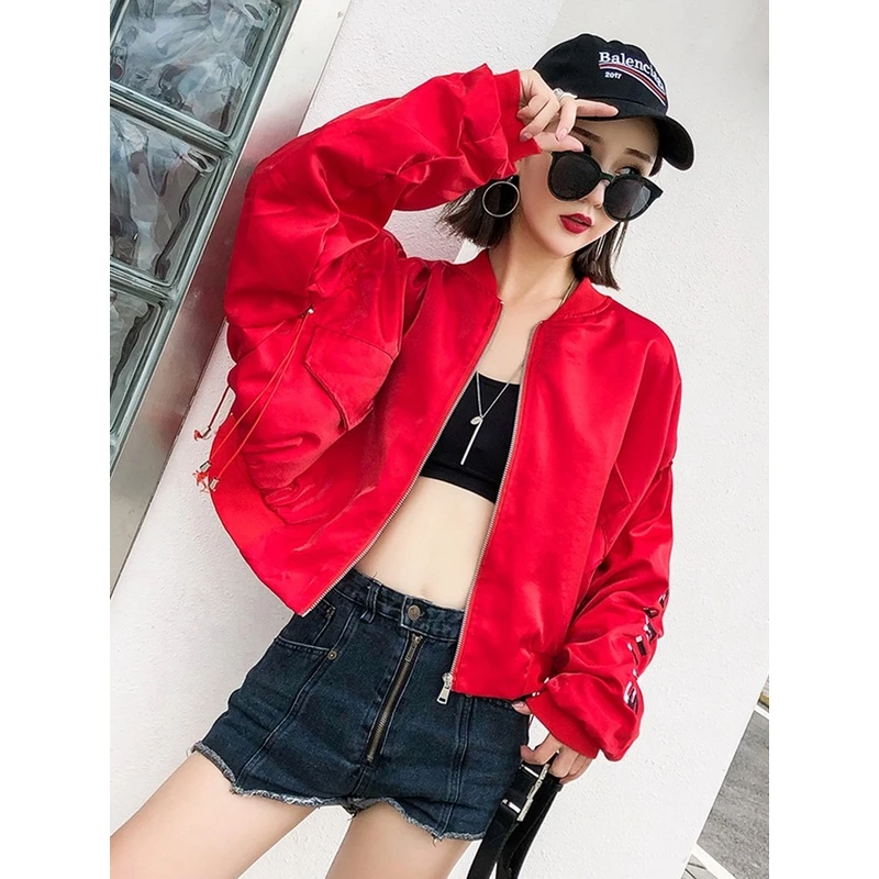 红色亮面外套女2023年春秋新款韩版宽松短款棒球服夹克上衣薄款潮