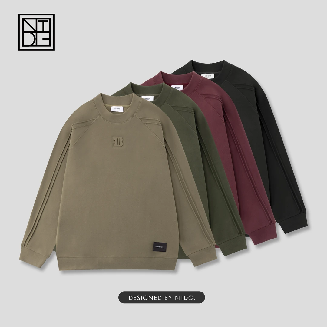 冬季新款云朵绒舒适亲肤立体剪裁圆领卫衣 95230