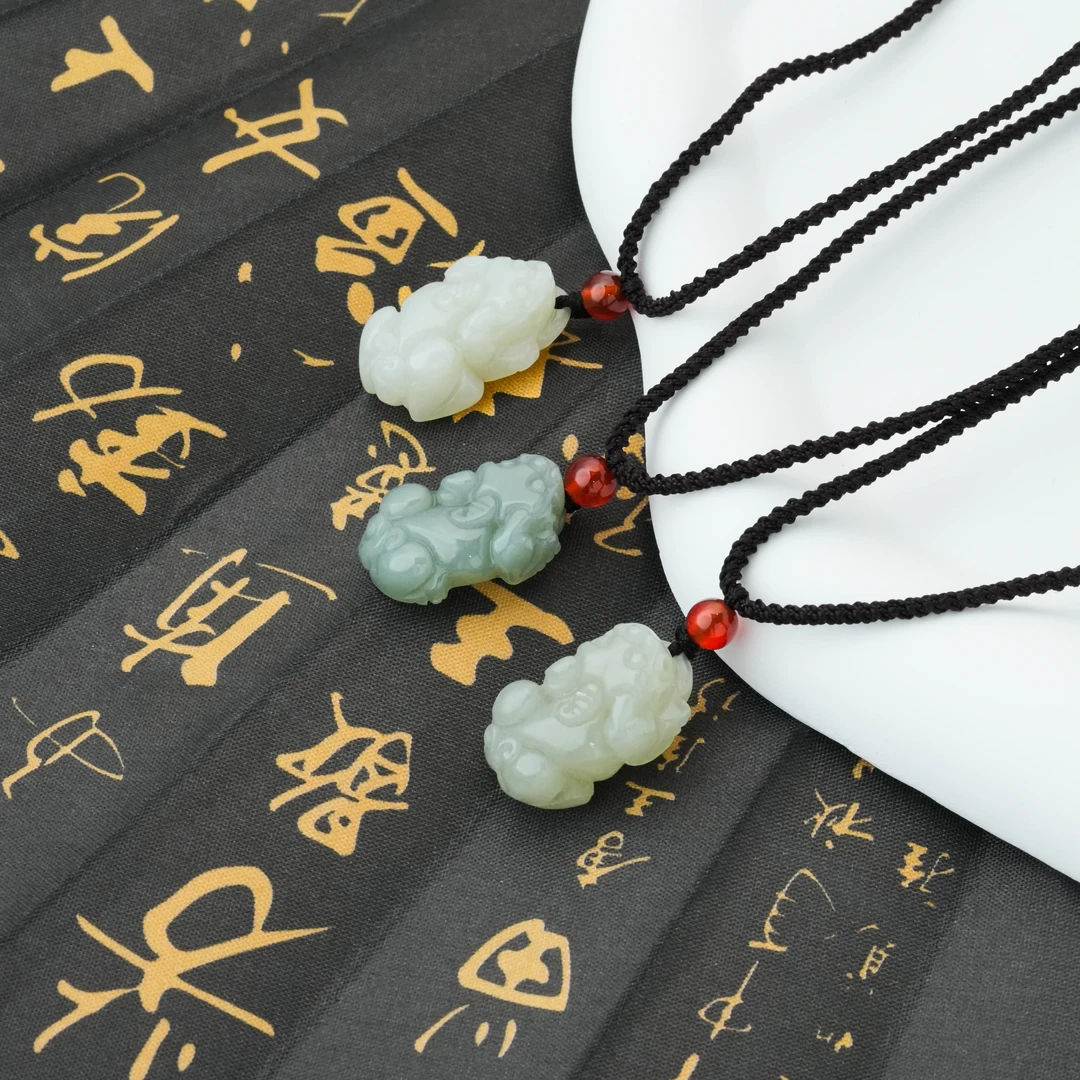 Y-320 白玉精致小貔貅挂件吊坠主石12*21mm和田玉多样性发其一