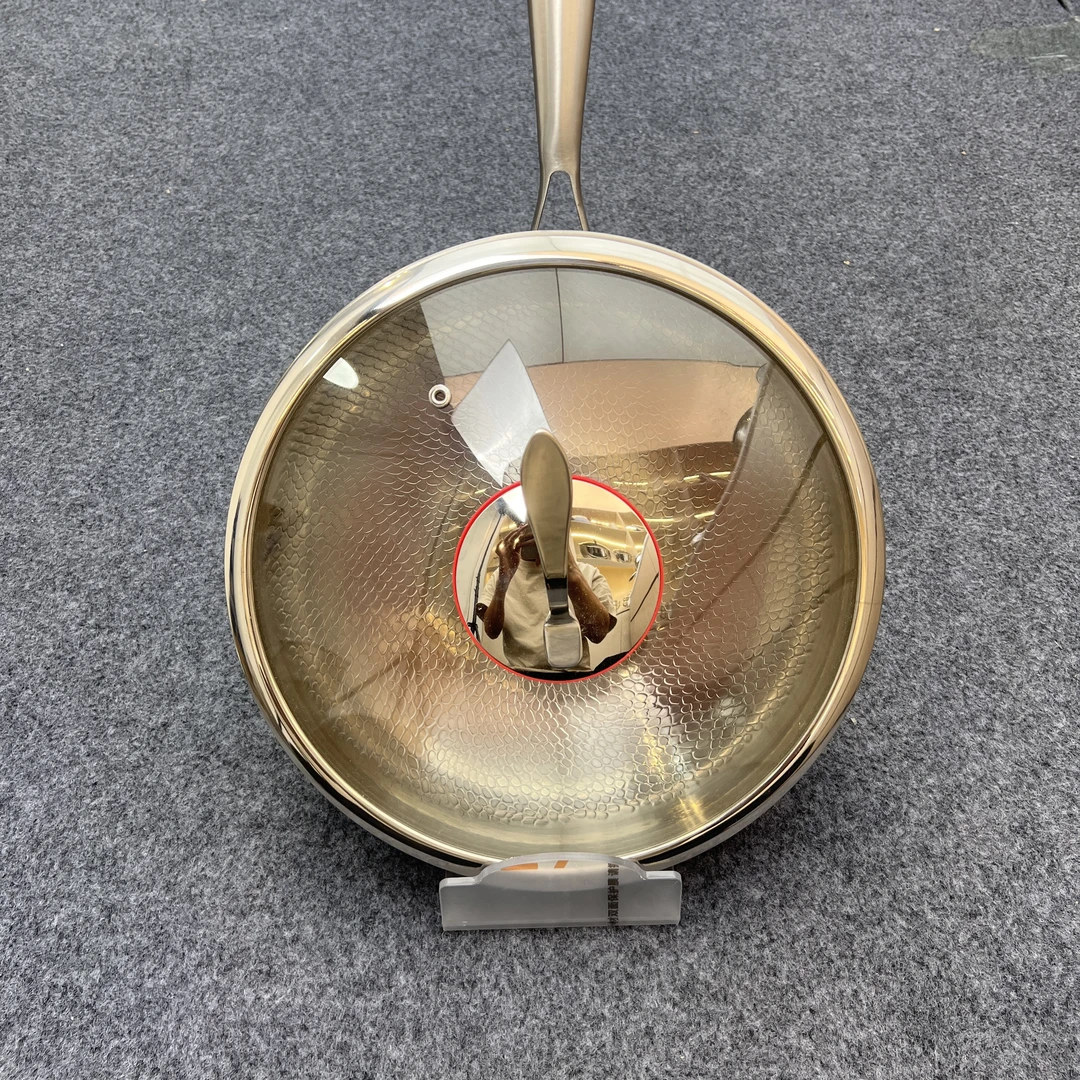 炒锅有钛无涂层加厚炒锅家用平底锤印物理不粘炒菜锅燃气灶专用锅