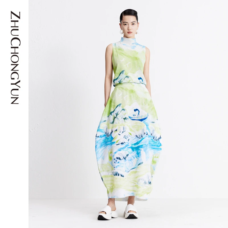 【冬姐精选】ZHUCHONGYUN印花修身立领无袖背心