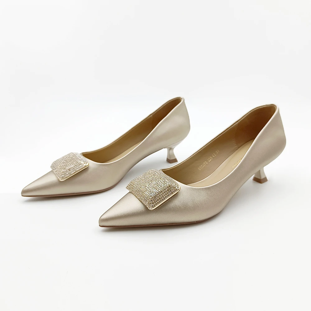 [4厘米] 水钻方扣时尚高跟鞋女士秋季轻奢气质单鞋尖头百搭时装鞋