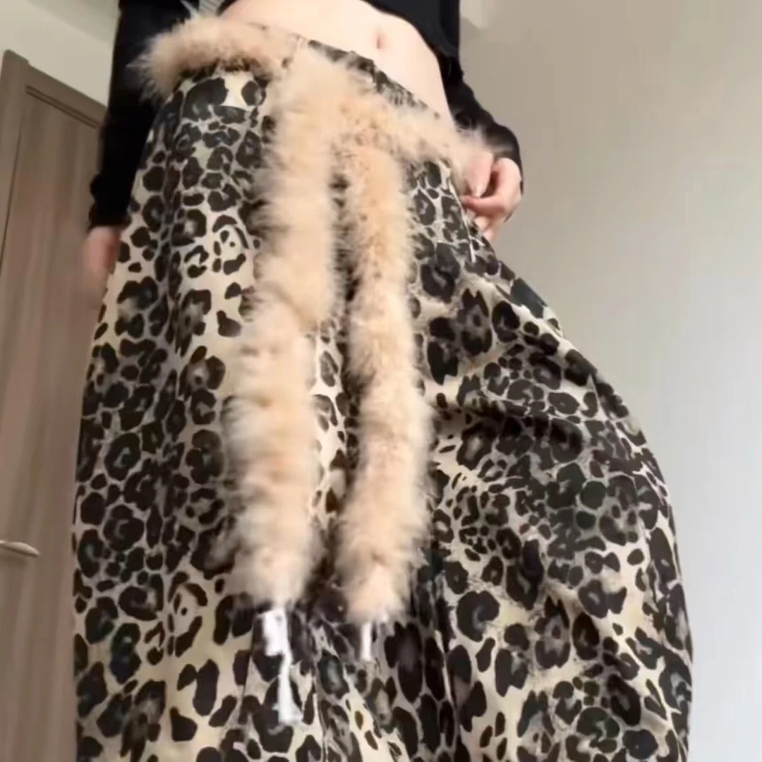 毛毛腰带长条浅咖色毛茸绒腰链屁帘跳爵士舞蹈搭配野性凹造型装饰