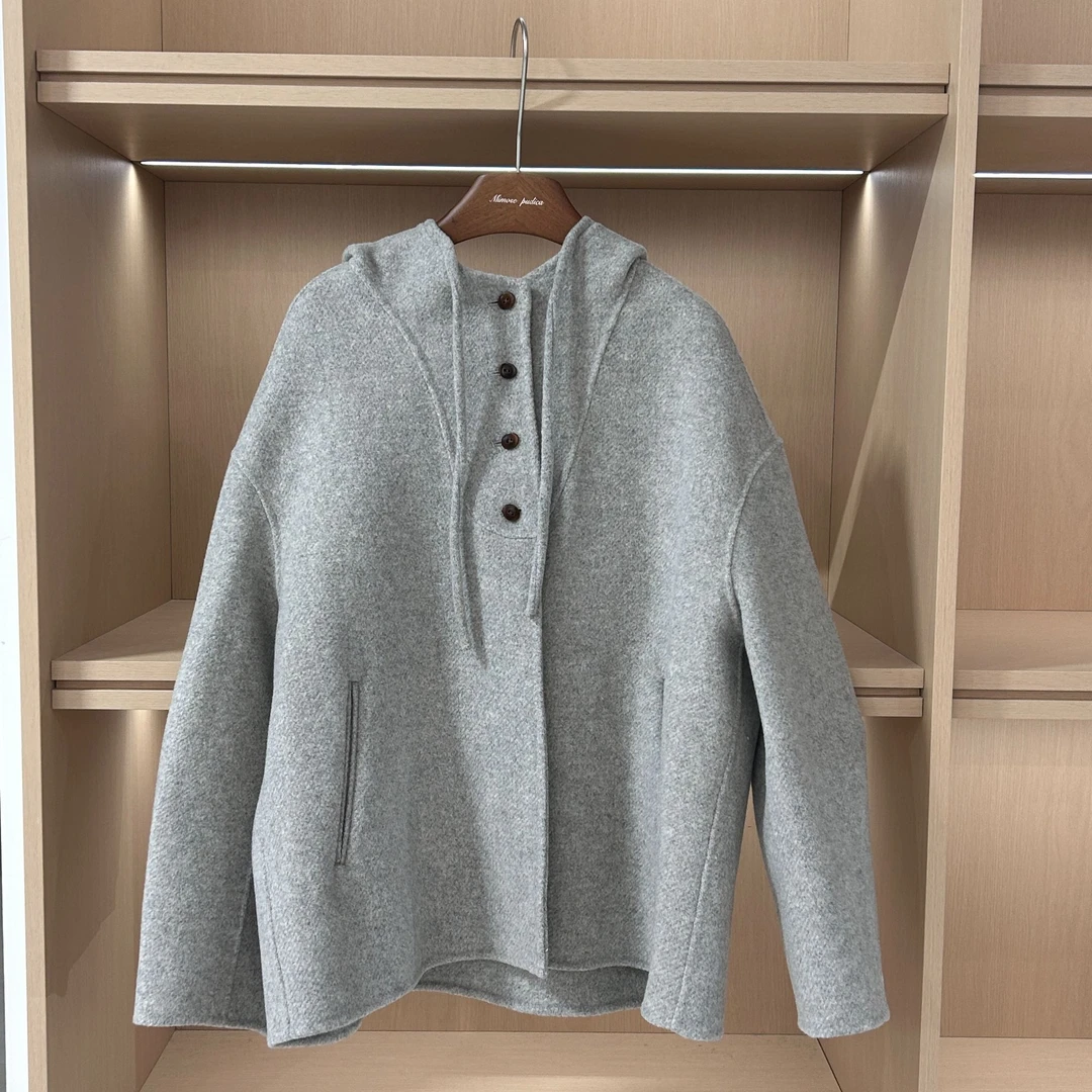 冬季新款纽扣抽绳连帽短款毛呢外套（衣长63 胸126）