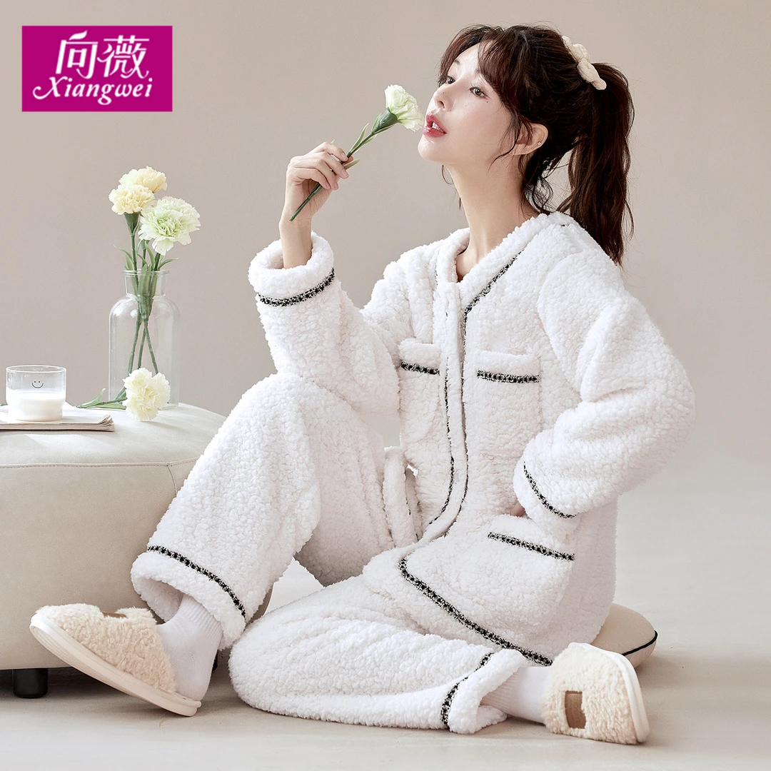 月光白法兰绒小香风女甜美可爱可外穿加绒珊瑚绒家居服睡衣