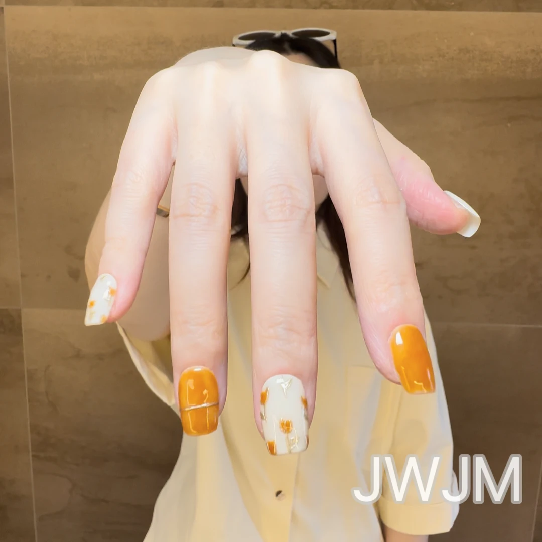 【孤品36号】手工穿戴甲夏季郁金香黄色气质流行手绘复古美甲贴10片