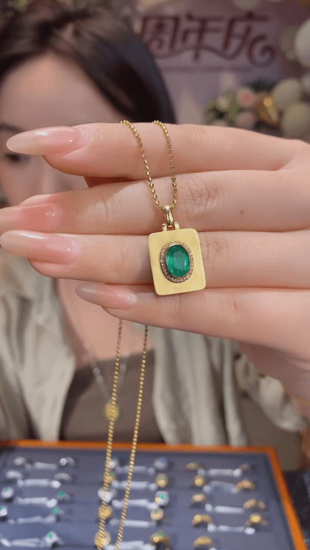 【闪购商品】祖母绿吊坠不含链18K金镶嵌（1.59ct）@@Q1056