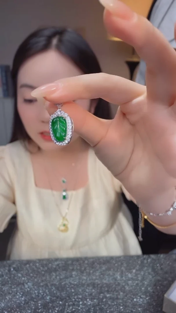 【闪购商品】翡翠吊坠(不含链)银S925镶嵌@@W3953