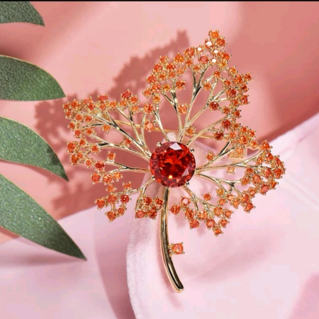 锆石高货红枫叶胸针轻奢时尚大衣西服毛衣衬衫裙子晚礼服等配饰