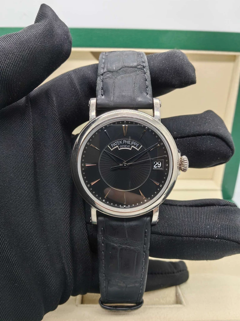 95新 Patek Philippe/百达翡丽 古典表5153G-001黑盘 38mm双P单表