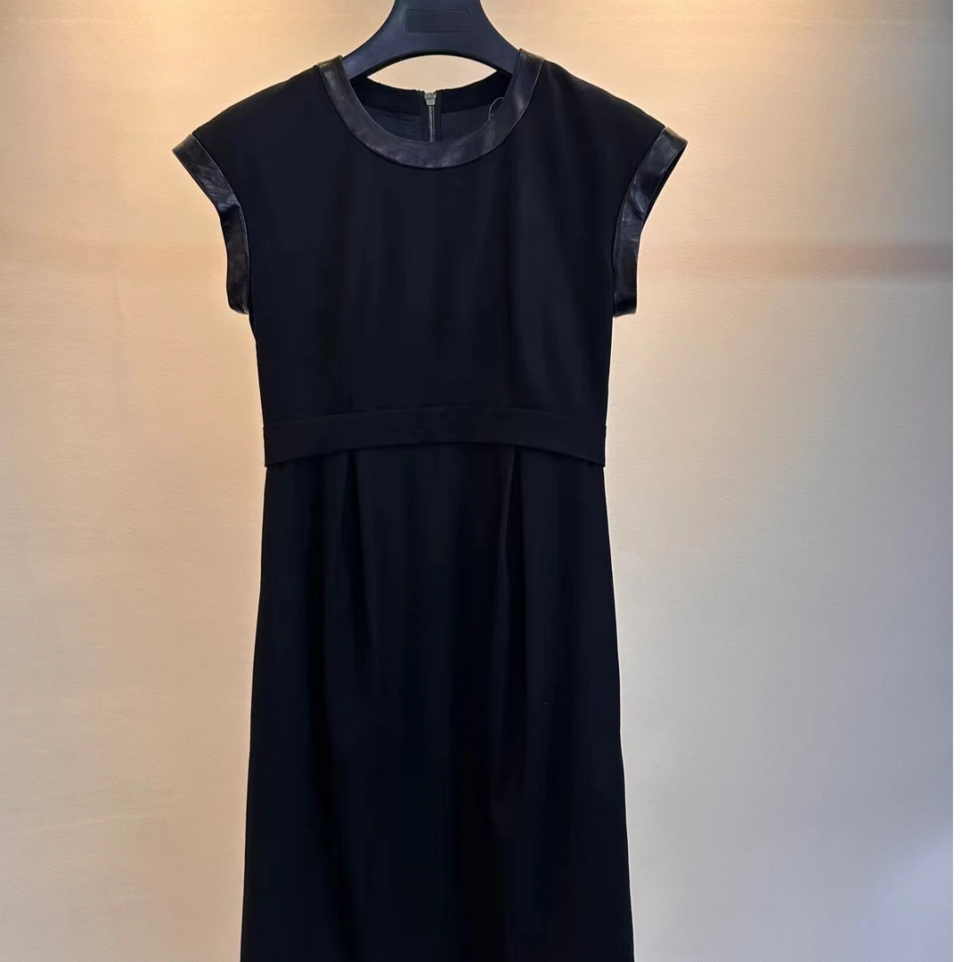 Celine/思琳 黑色 短袖拉链连衣裙 36码 全新原吊牌