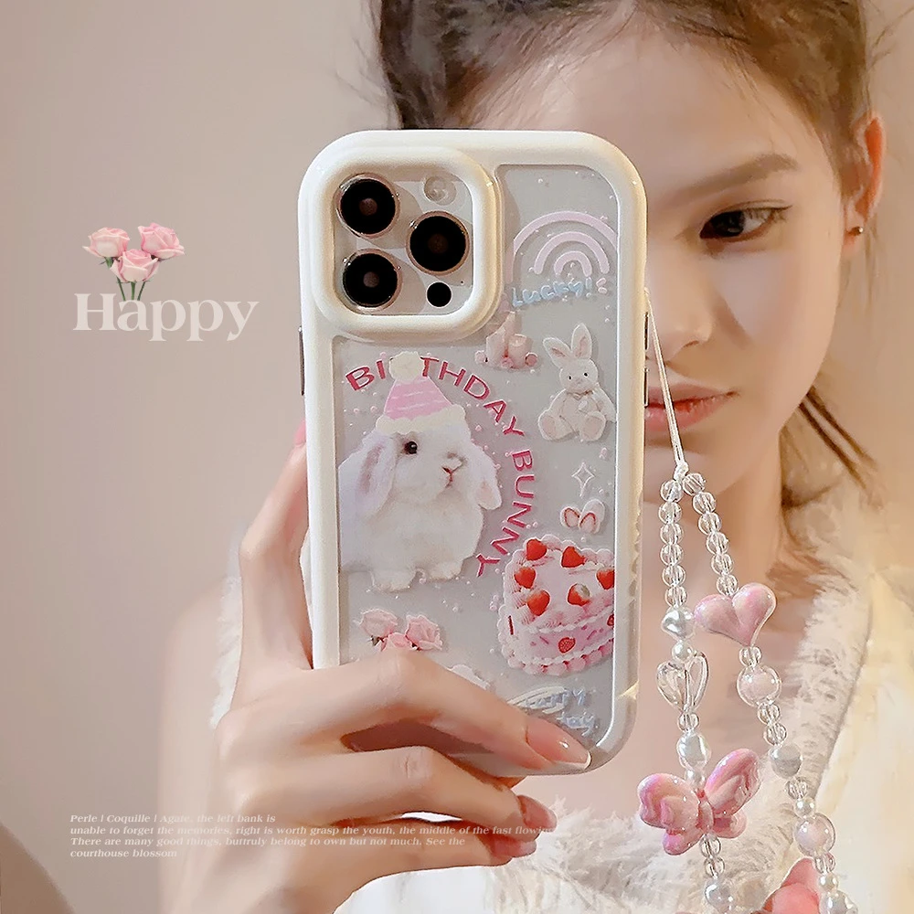 适用14ProMax手机壳苹果15蛋糕粉色兔子手链iPhone13可爱12防摔14